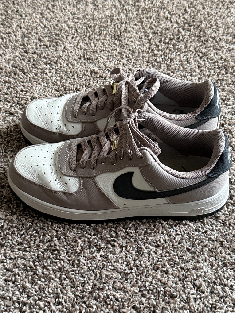 Nike Air Force 1 Low Sneakers in brown and White